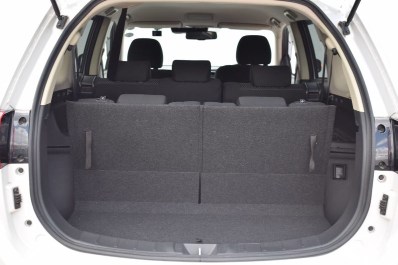 
								Mitsubishi Outlander full									