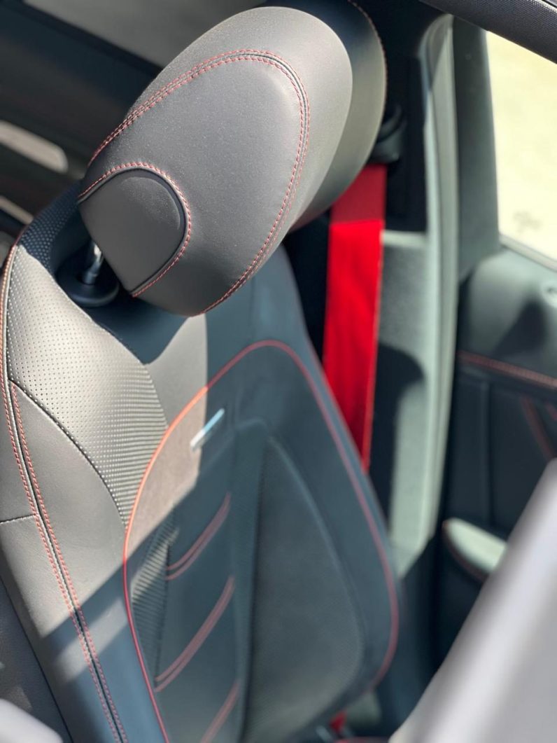 
								Mercedes Benz E53 full									