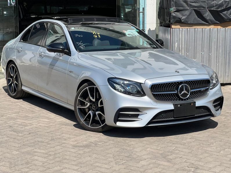 
								Mercedes Benz E53 full									