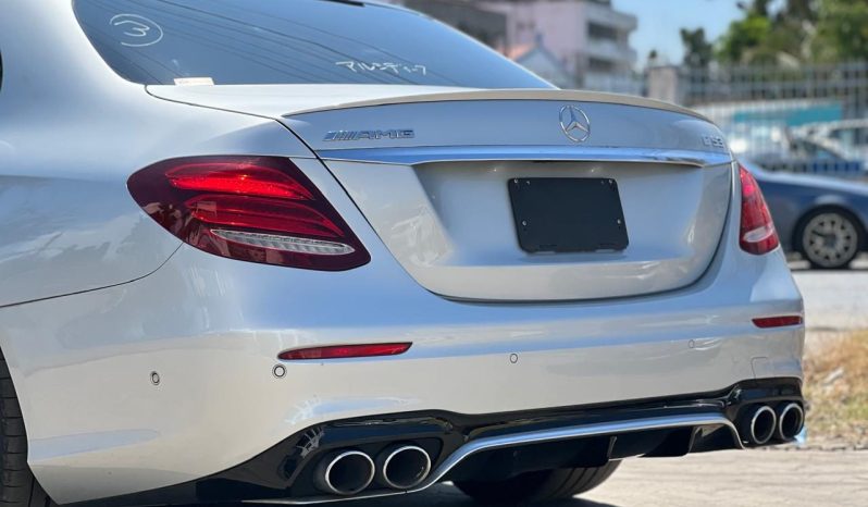 
								Mercedes Benz E53 full									