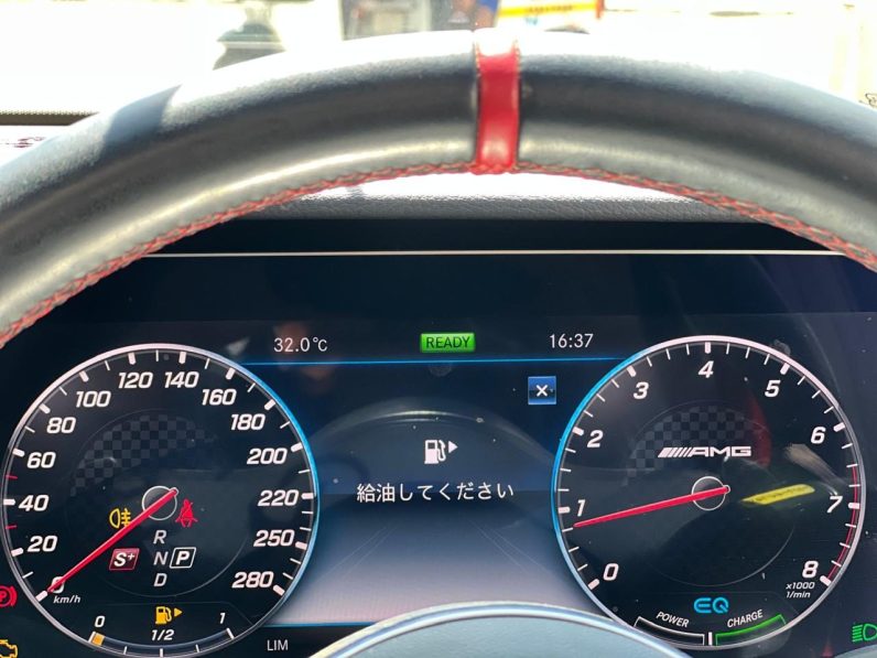 
								Mercedes Benz E53 full									