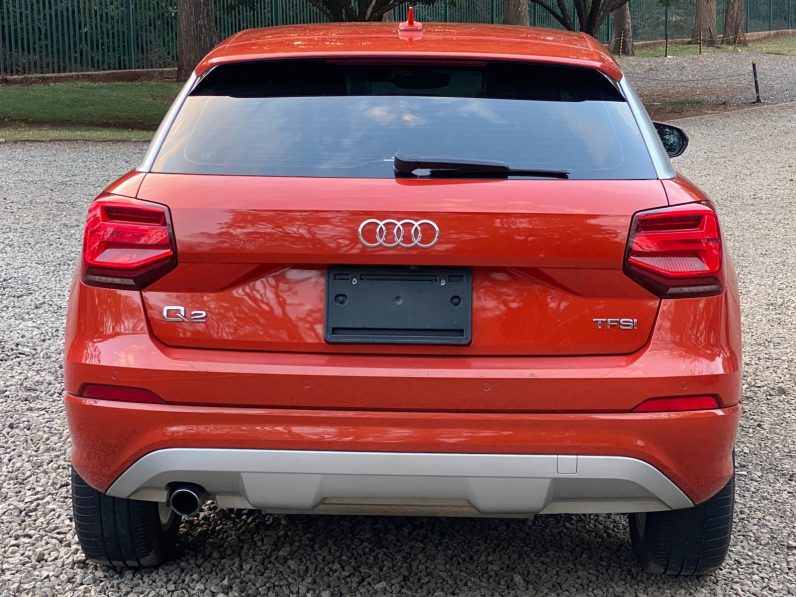 
								Audi Q2 full									