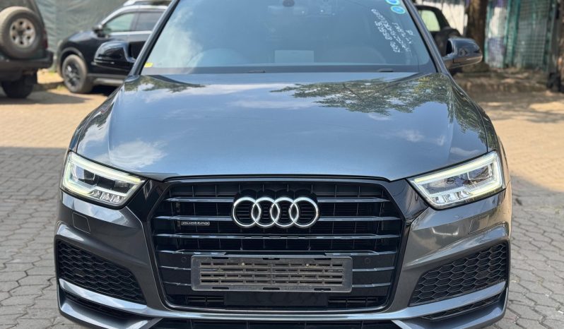
								Audi Q3 full									