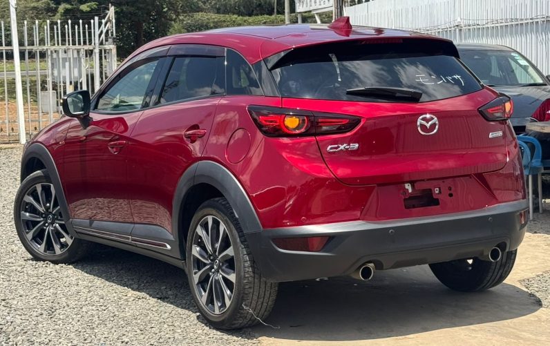 
								Mazda CX-3 full									
