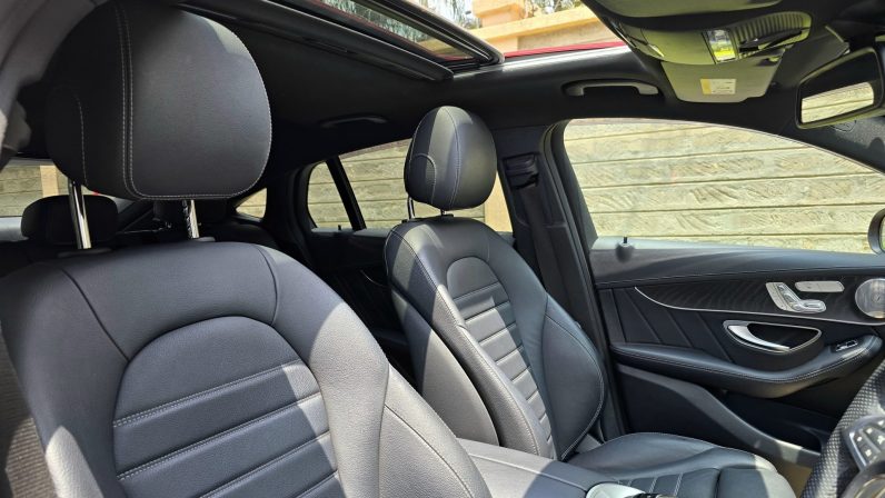 
								Mercedes Benz GlC 43 full									