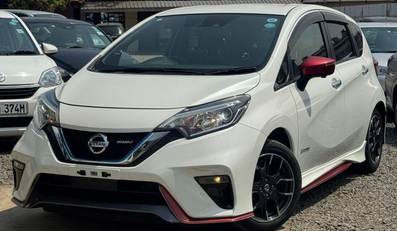
								Nissan Note E-power(NISMO) full									