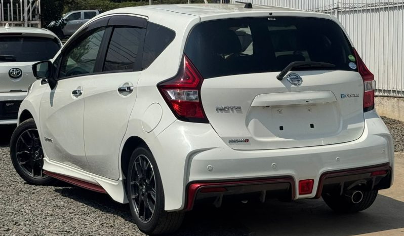 
								Nissan Note E-power(NISMO) full									