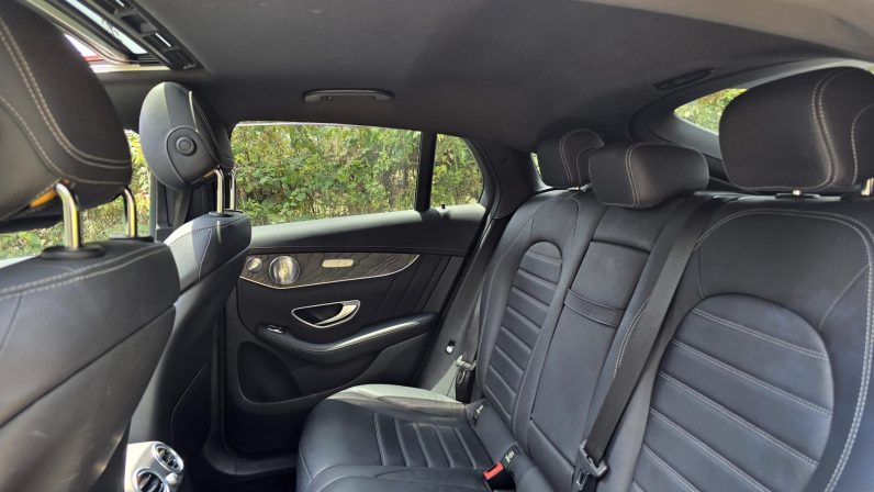 
								Mercedes Benz GlC 43 full									