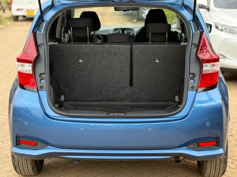 
								Nissan Note E-Power full									