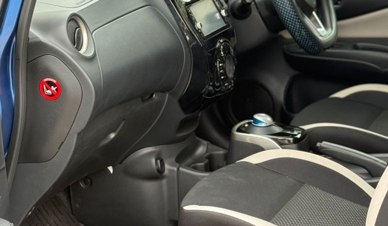 
								Nissan Note E-Power full									