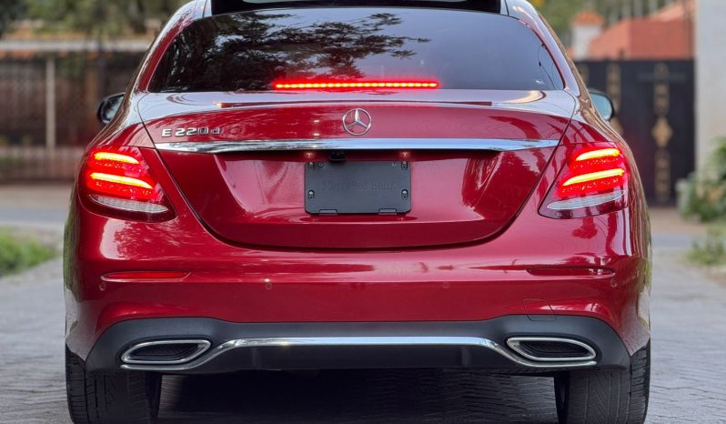 
								Mercedes Benz E220d full									