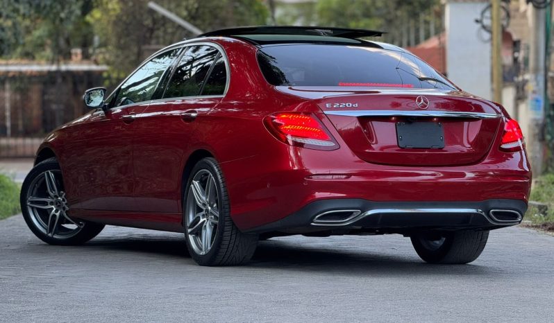 
								Mercedes Benz E220d full									