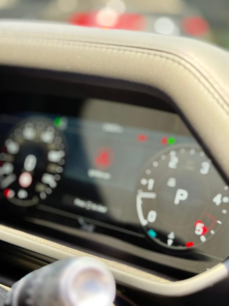 
								Land Rover defender 110 full									