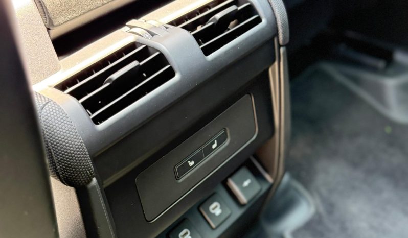 
								Land Rover defender 110 full									