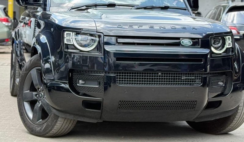 
								Land Rover defender 110 full									