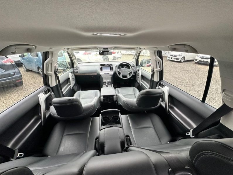 
								Toyota Prado TXL full									