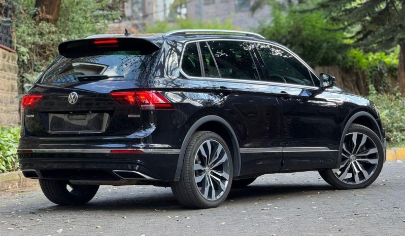 
								Volkswagen Tiguan R line full									