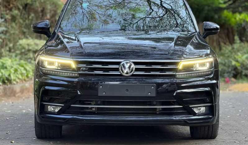 
								Volkswagen Tiguan R line full									