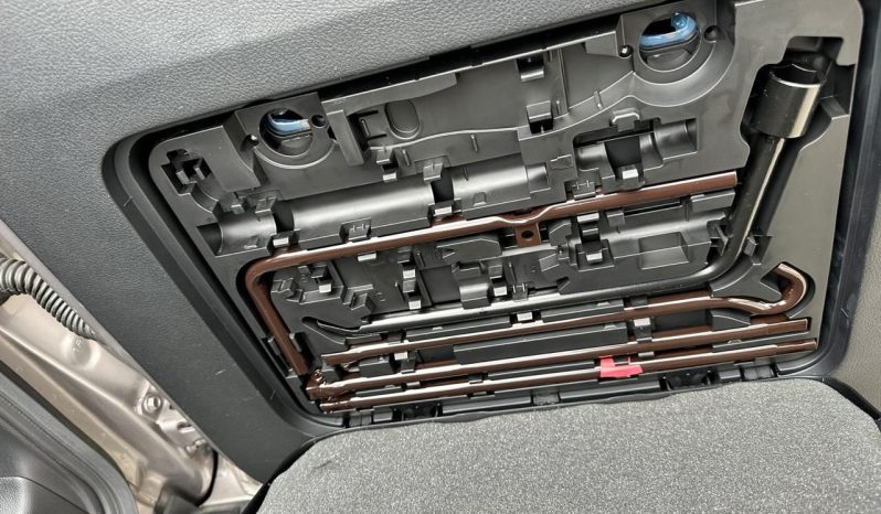 
								Toyota Prado TXL full									