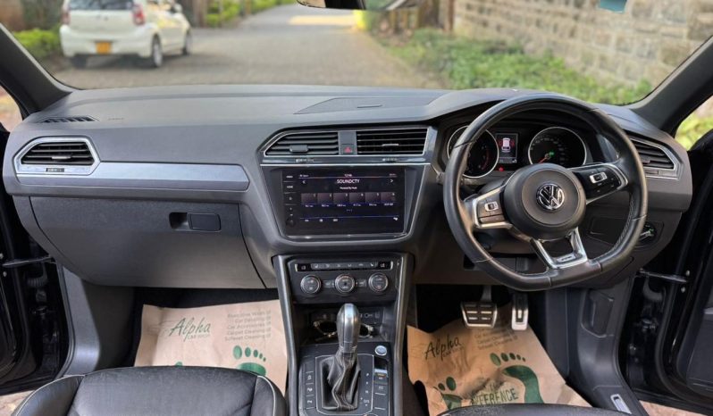 
								Volkswagen Tiguan R line full									