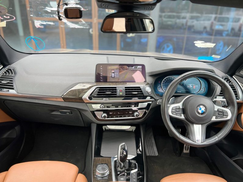 
								BMW X3 full									