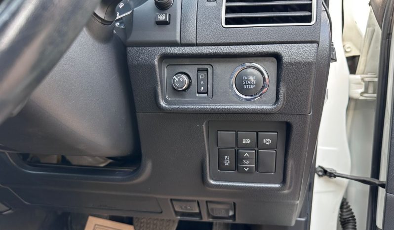 
								Land Cruiser TX full									