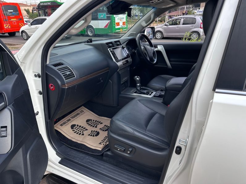 
								Land Cruiser TX full									