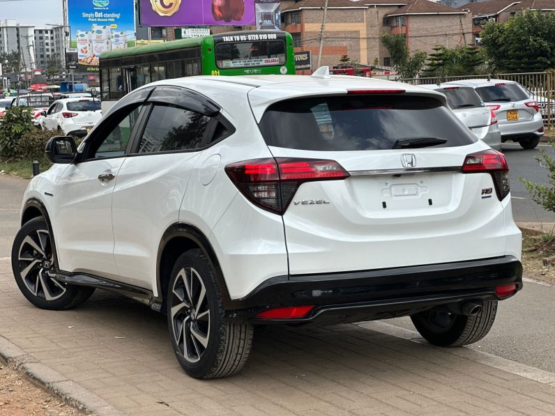 
								Honda Vezel full									