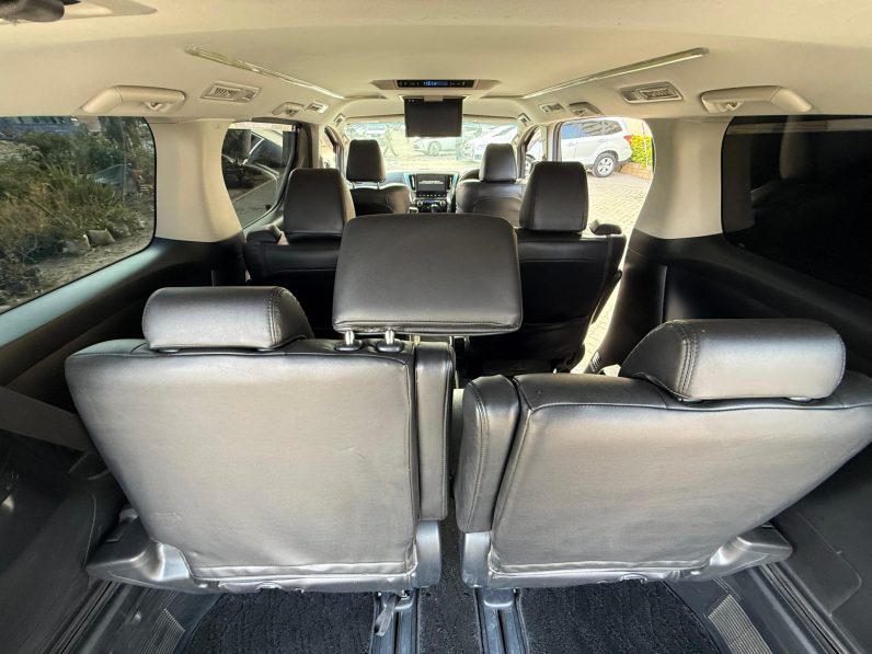 
								Toyota Vellfire full									