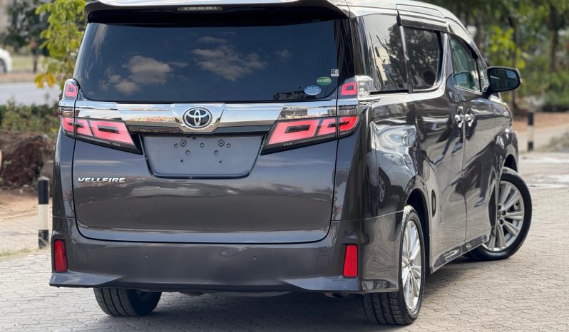 
								Toyota Vellfire full									