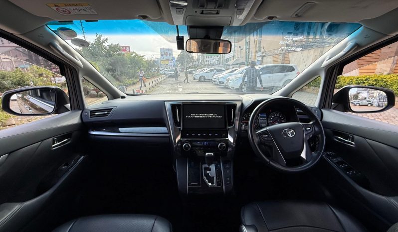 
								Toyota Vellfire full									