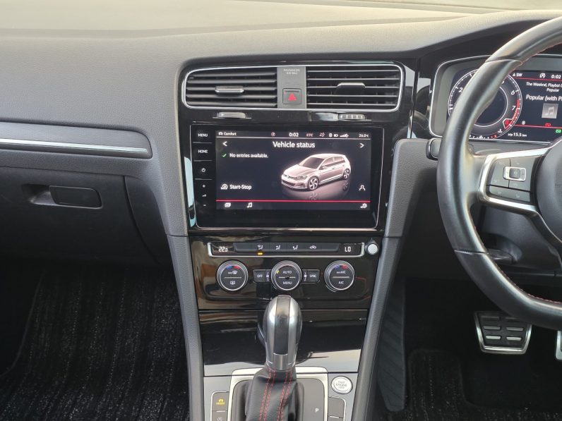 
								Voxwagen Golf GTI full									