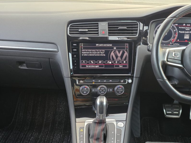 
								Voxwagen Golf GTI full									