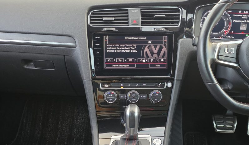 
								Voxwagen Golf GTI full									