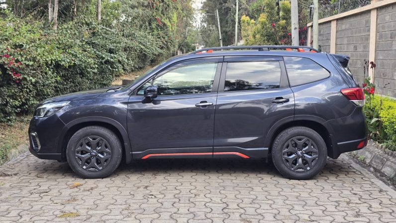 
								Subaru Forester full									