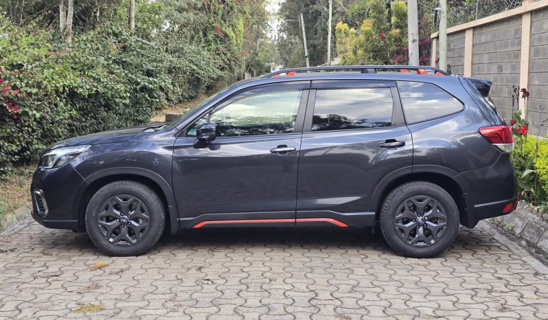 
								Subaru Forester full									