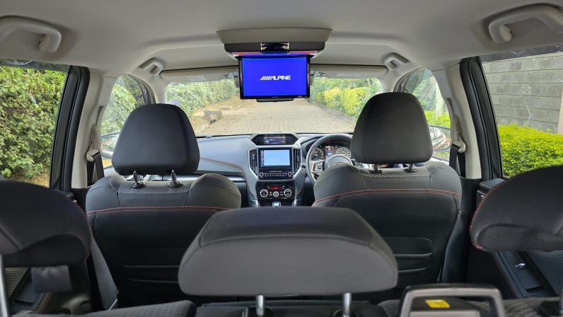 
								Subaru Forester full									