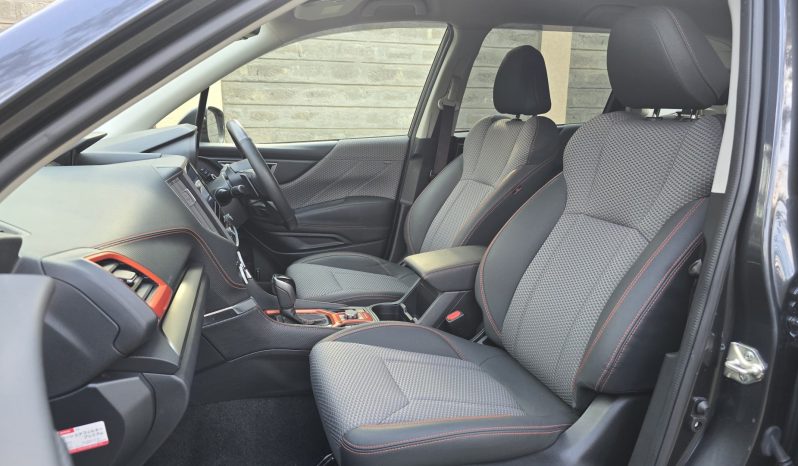 
								Subaru Forester full									