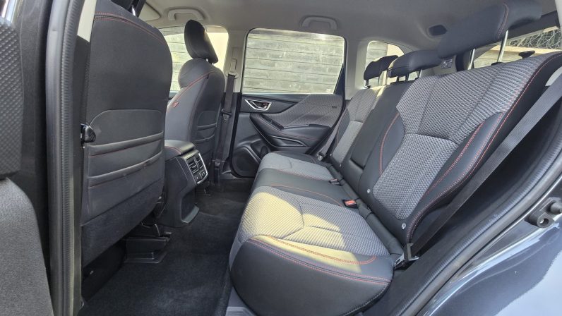 
								Subaru Forester full									