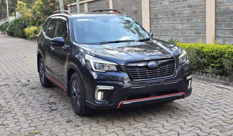 
								Subaru Forester full									