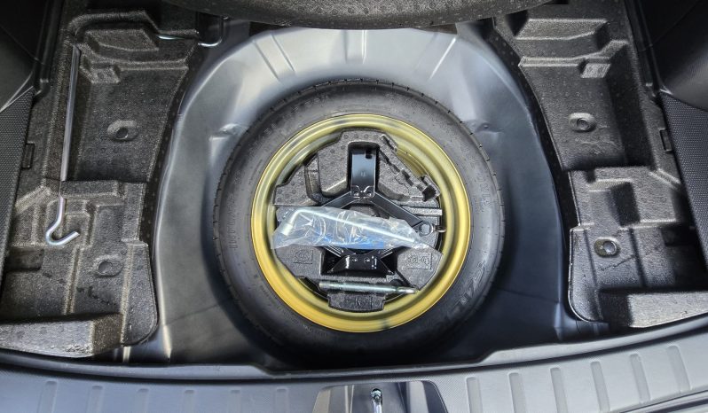 
								Subaru Forester full									