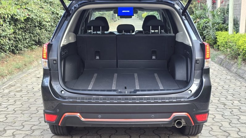 
								Subaru Forester full									