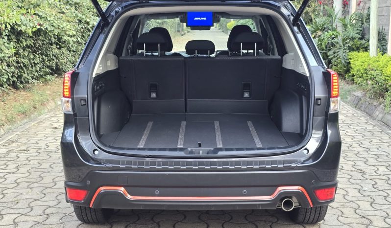 
								Subaru Forester full									