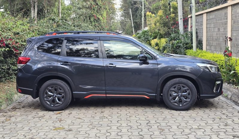 
								Subaru Forester full									