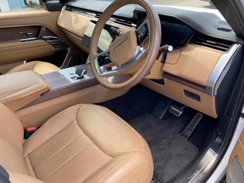 
								Range Rover L460 Autobiography full									