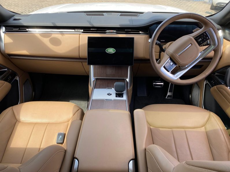 
								Range Rover L460 Autobiography full									