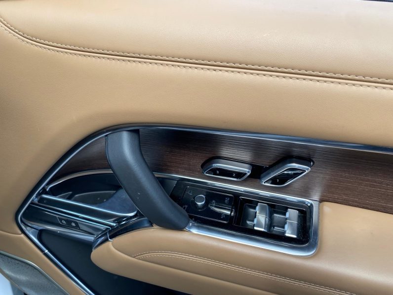 
								Range Rover L460 Autobiography full									