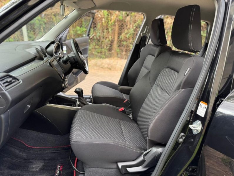 
								Suzuki Swift RS full									