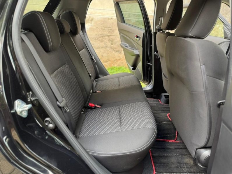 
								Suzuki Swift RS full									