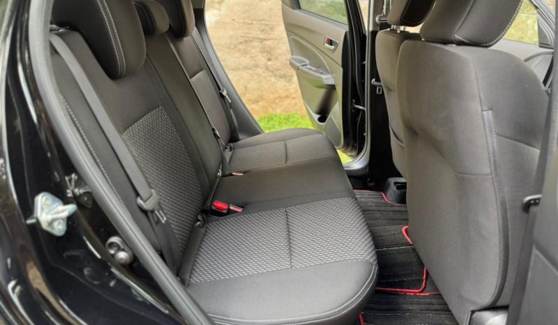 
								Suzuki Swift RS full									